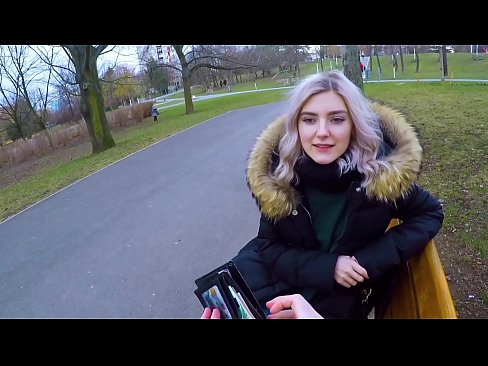 ❤️ Глотает горячую сперму незнакомца за деньги - минет в парке от Eva Elfie ☑ Порнушка на сайте nudexxx.ru ❤